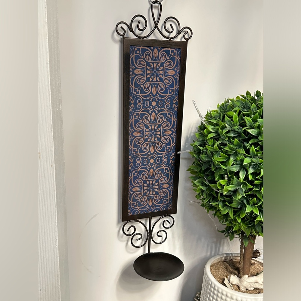 Home interiors Goes with everything sconce modern design